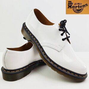 Dr. Doc Martens Lamper White Patent Leather Shoes 26754 Low Top Women's 11 NWOT